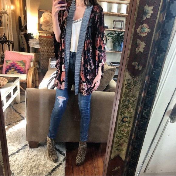 H&M velvet burnout kimono - Picture 7 of 8